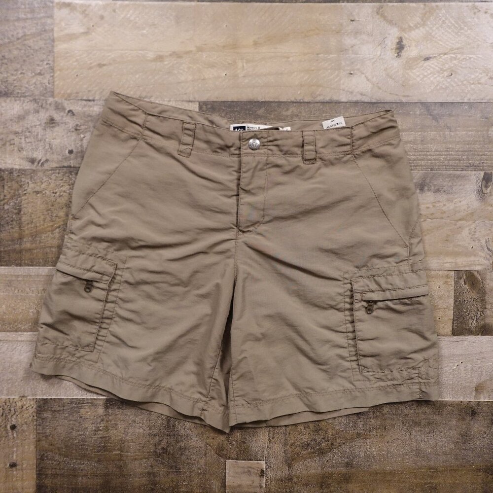 REI Cargo Hiking Shorts Women’s Size 8 Khaki UPF 50+‎ Nylon Outdoor Adventure